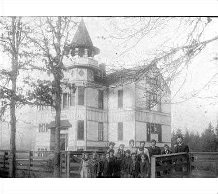 Butteville School, circa 1908 [Photo courtesy Oregon Historical Photo Collection, Salem Public Library]