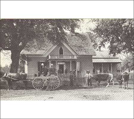 Francis X. Matthieu home, circa 1901 [Photo courtesy Oregon Historical Photo Collection, Salem Public Library]